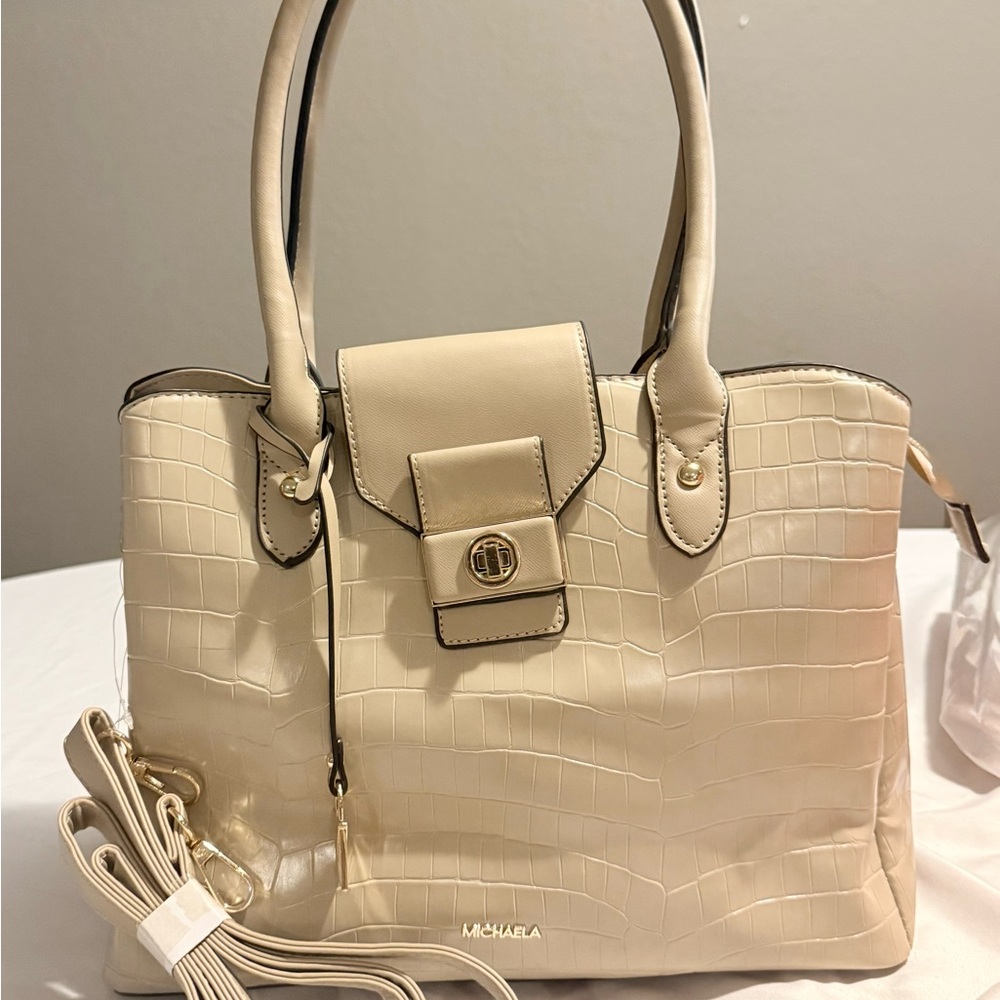 MICHAELA Beige crocodile-patterned handbag gold-toned hardware NWT